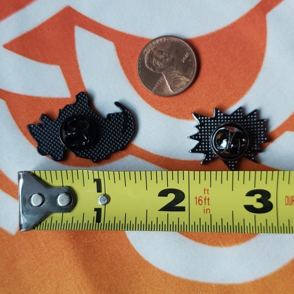 Brand new Screaming Possum enamel pin set - Picture 7 of 7